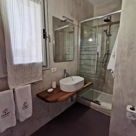 Samaro - לינה וארוחת בוקר 3*