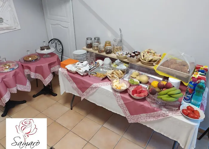 Oda ve Kahvaltı Samaro - Bassacutena