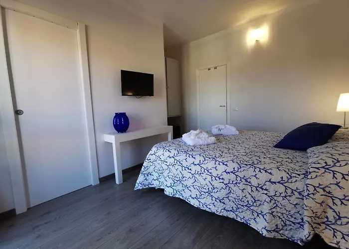 Samaro - 3* Bassacutena