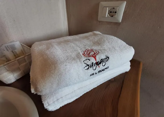 Oda ve Kahvaltı Samaro - Bassacutena